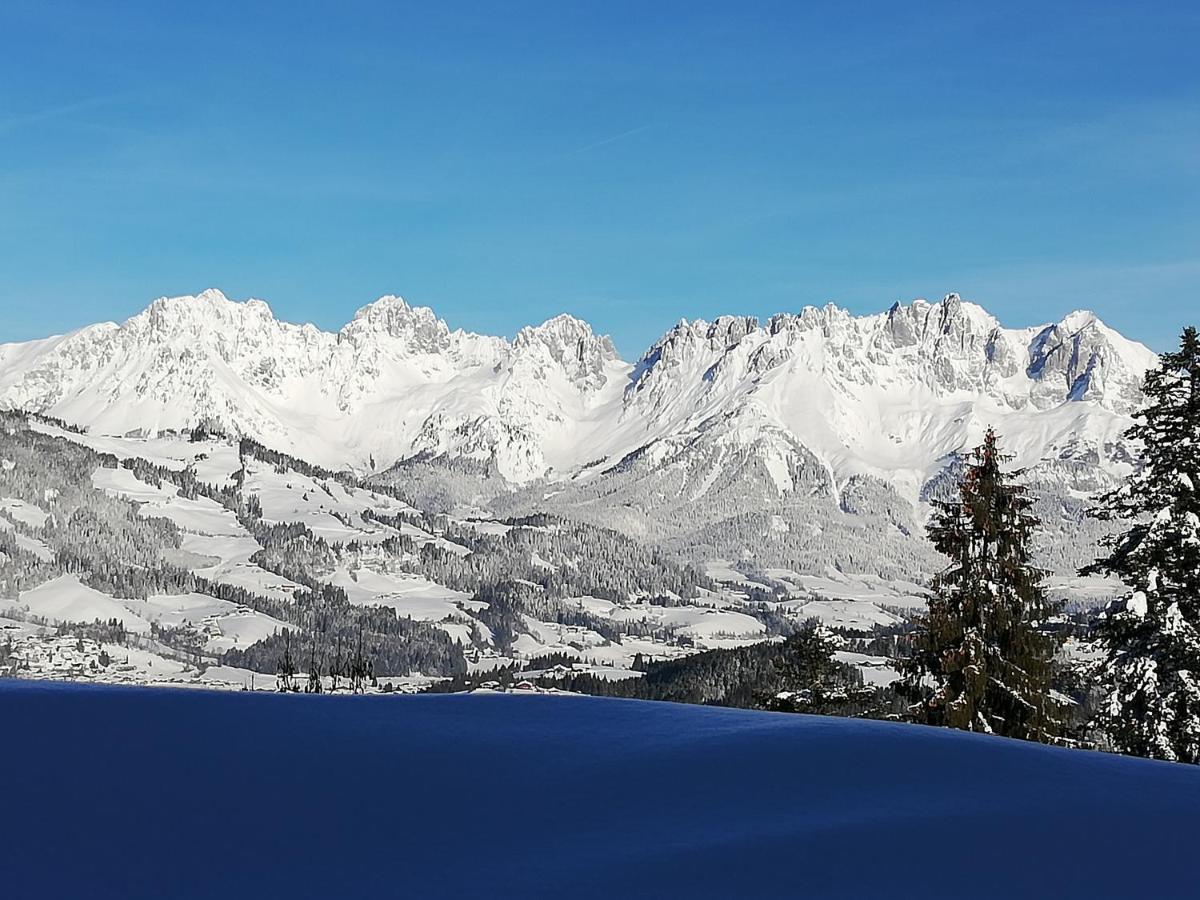 Hahnenkammblick Villa คิทซ์บือห์ ภายนอก รูปภาพ